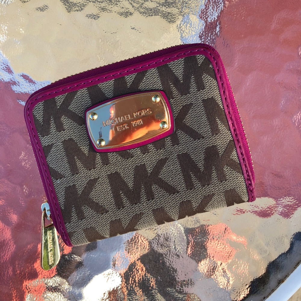 MK pink small wallet